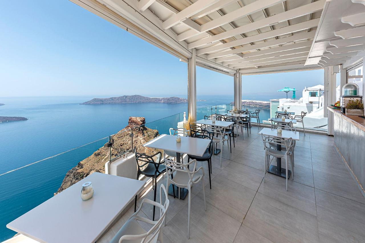Pearl On The Cliff & By Pearl Collection 3* Imerovigli (Santorini)