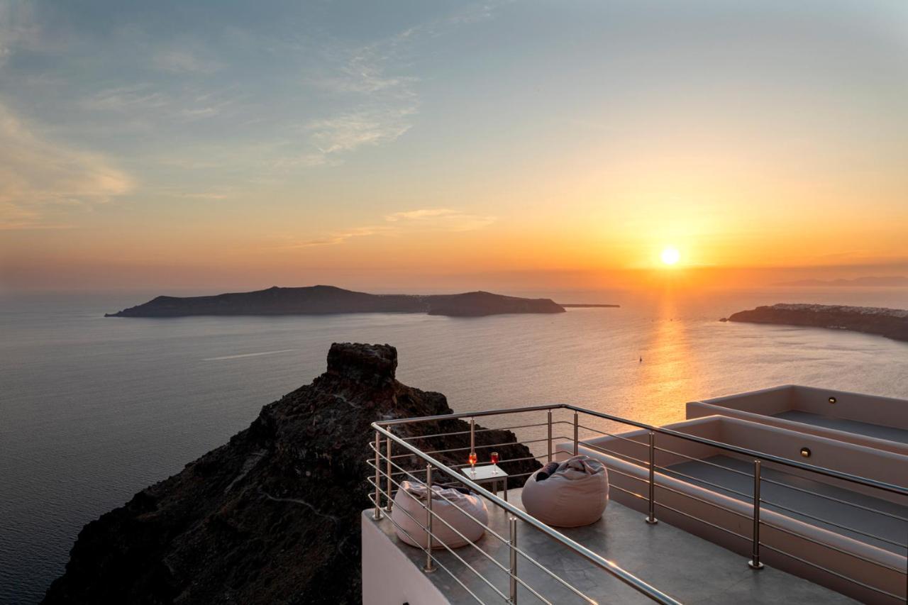 Pearl On The Cliff & By Pearl Collection Hotel Imerovigli (Santorini)