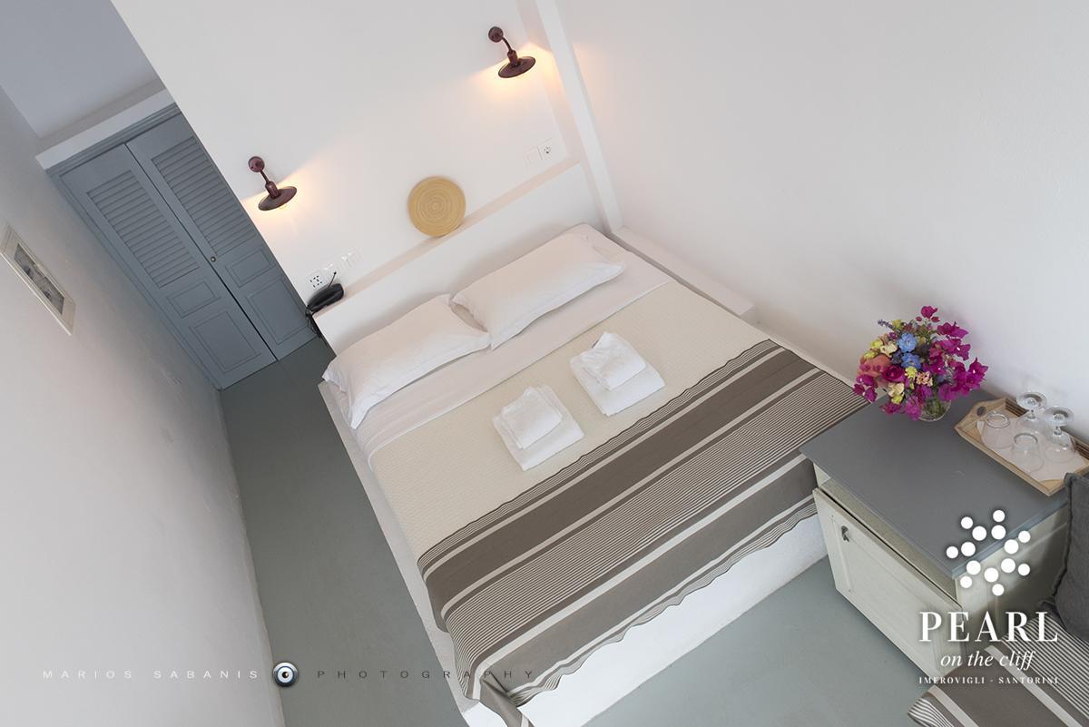 Hotel Pearl On The Cliff & By Pearl Collection Imerovigli (Santorini)