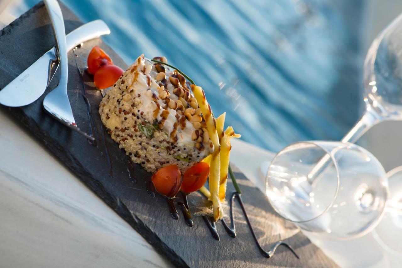 Pearl On The Cliff & By Pearl Collection 3* Imerovigli (Santorini)