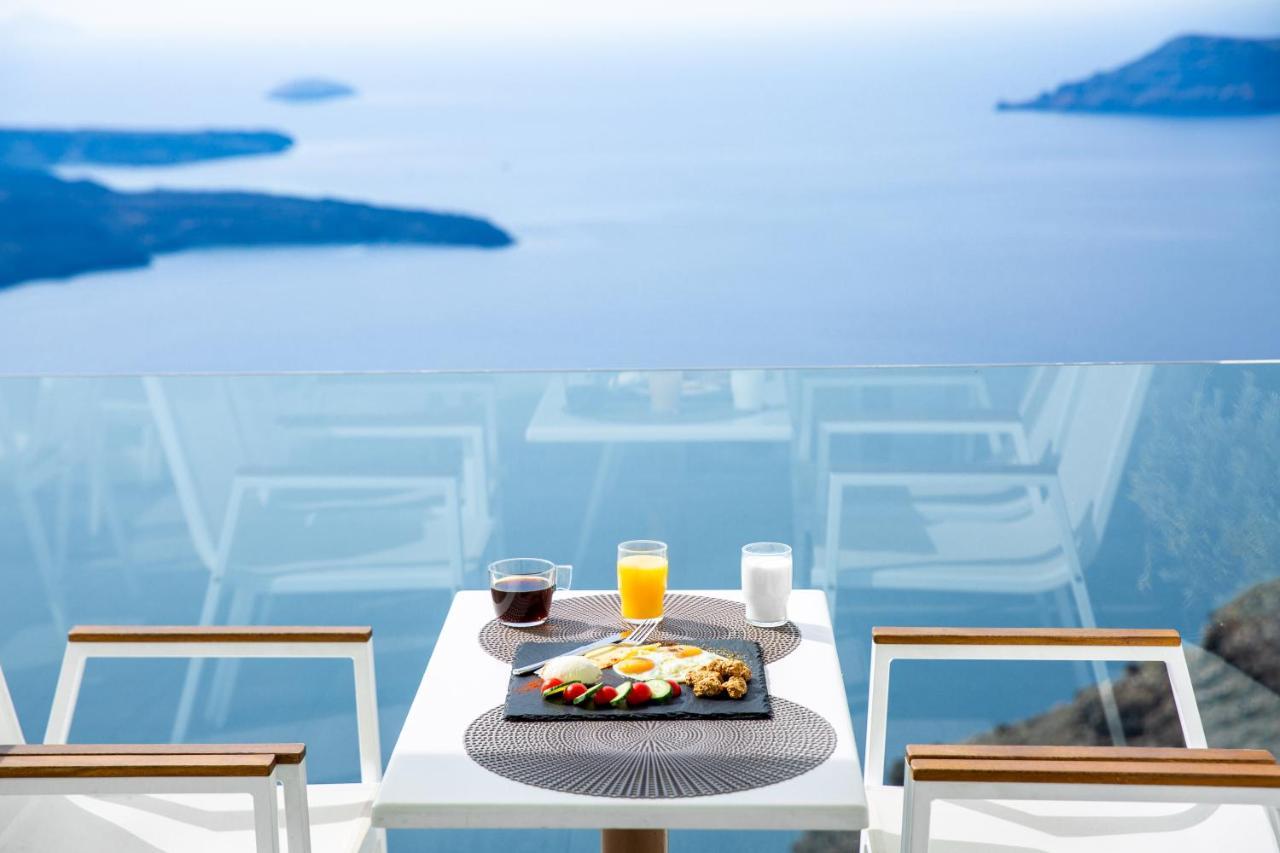 Hotel Pearl On The Cliff & By Pearl Collection Imerovigli (Santorini)